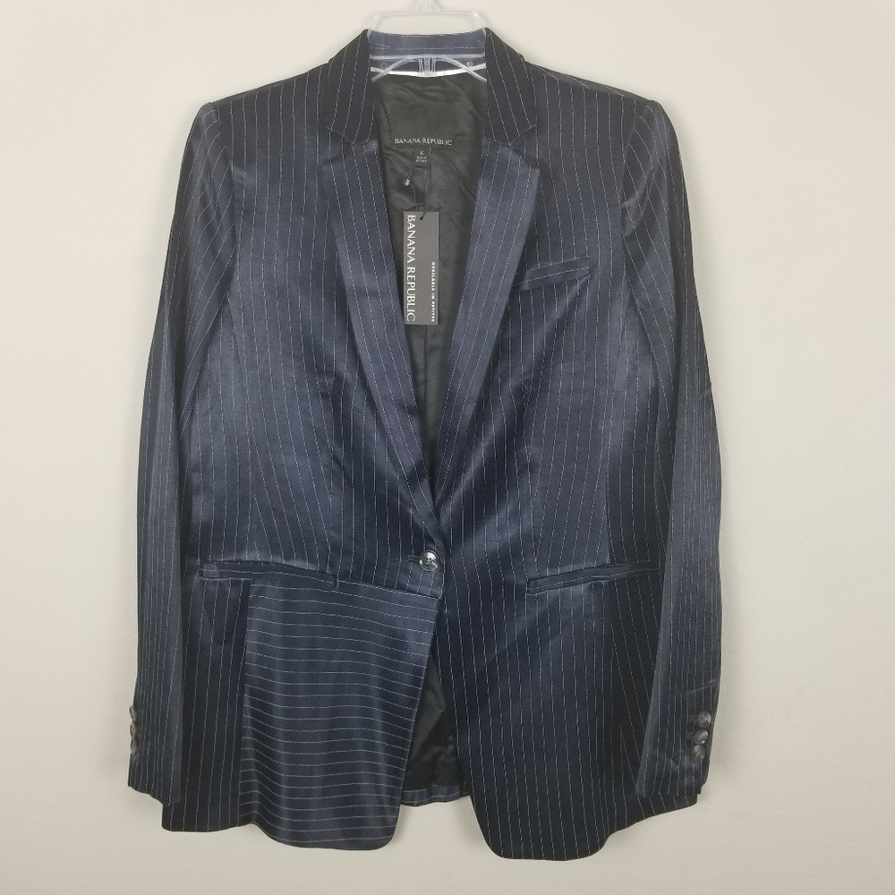 NWT Banana Republic Women’s Navy Blue Pinstripe Sateen Boyfriend Blazer Sz 6